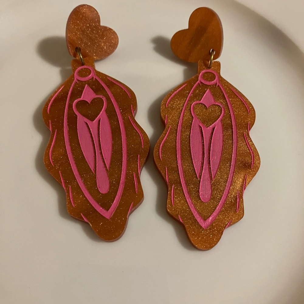 Handmade yoni twins earrings
